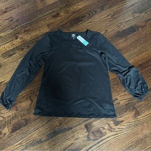 NWT Stitch Fix Bobeau black, stretch, long sleeve, front cut out top. Size L.